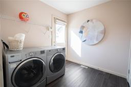 70 Bridgeland Drive N, Winnipeg, MB R3Y0B6 Photo 17