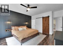 112 Aspen Creek Crescent - photo 26