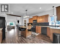 112 Aspen Creek Crescent - photo 15
