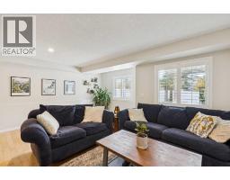 35 Royal Oak Gardens NW - photo 4