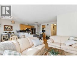 35 Royal Oak Gardens Nw, Calgary, AB T3G5S5 Photo 18