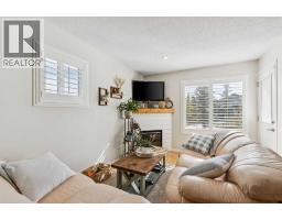 35 Royal Oak Gardens Nw, Calgary, AB T3G5S5 Photo 15