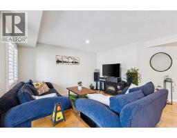 35 Royal Oak Gardens NW - photo 3