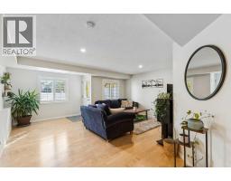 35 Royal Oak Gardens NW - photo 2