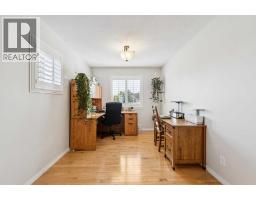35 Royal Oak Gardens Nw, Calgary, AB T3G5S5 Photo 27