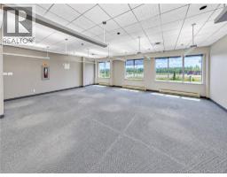 1850 Vanier Boulevard, photo 16