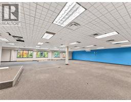 1850 Vanier Boulevard, photo 18