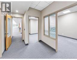 1850 Vanier Boulevard, photo 5