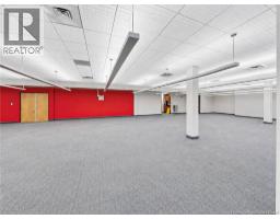 1850 Vanier Boulevard, photo 7