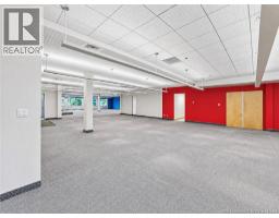 1850 Vanier Boulevard, photo 8