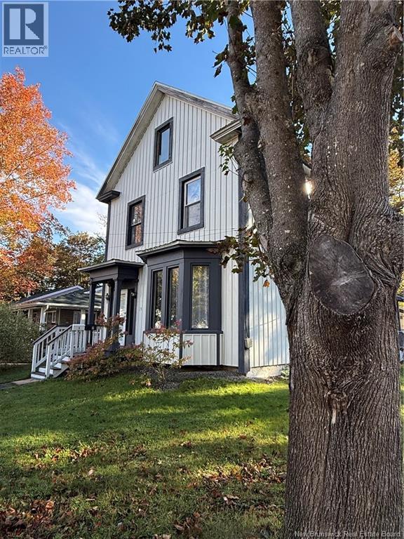 15 Veazey Street - 16