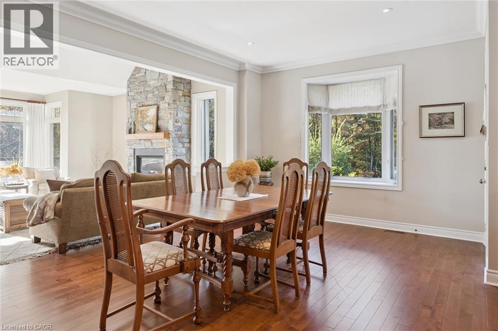 15 BREAKWATER Court - 10