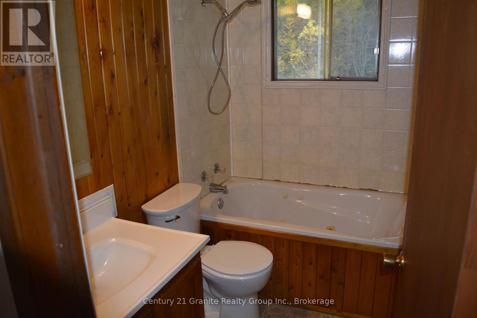 31289 Hwy 62 North, Hastings Highlands, ON photo 16