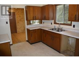 Foyer - 31289 Hwy 62 N, Hastings Highlands, ON K0L1C0 Photo 12