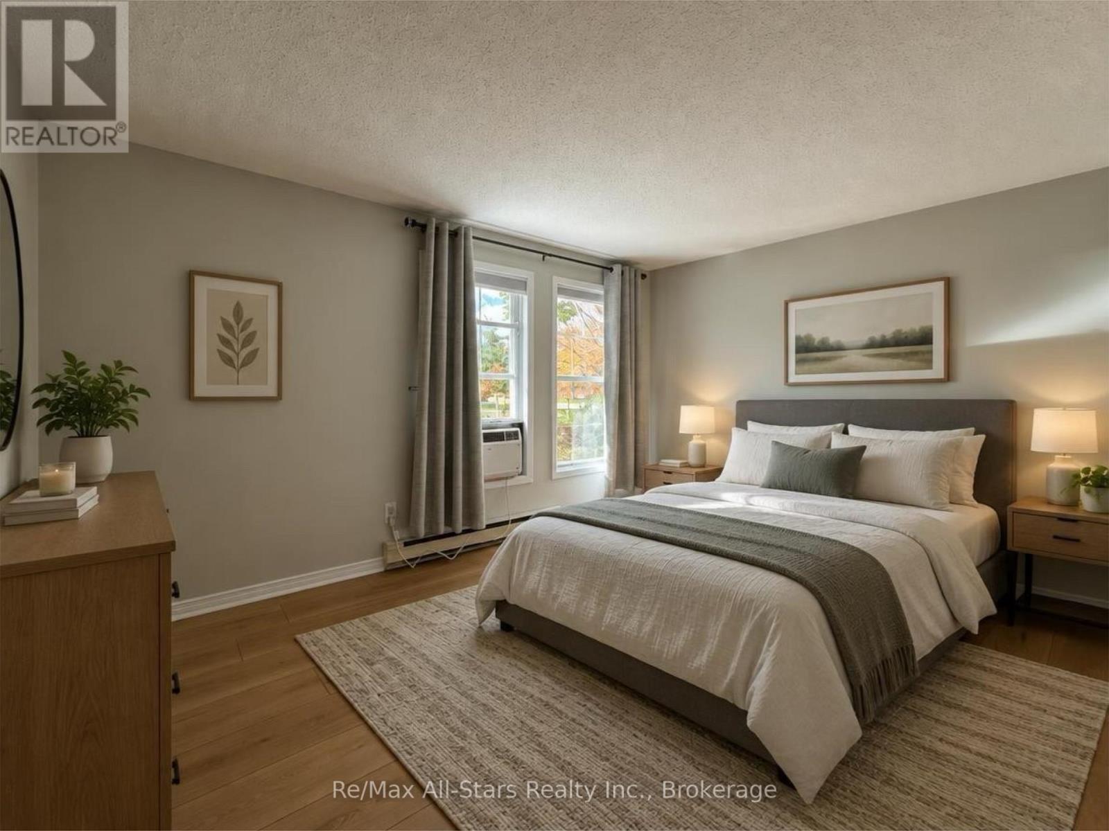 8 Sherwood Street — photo 4