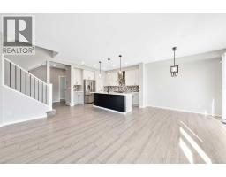 98 Lucas Crescent NW - photo 7