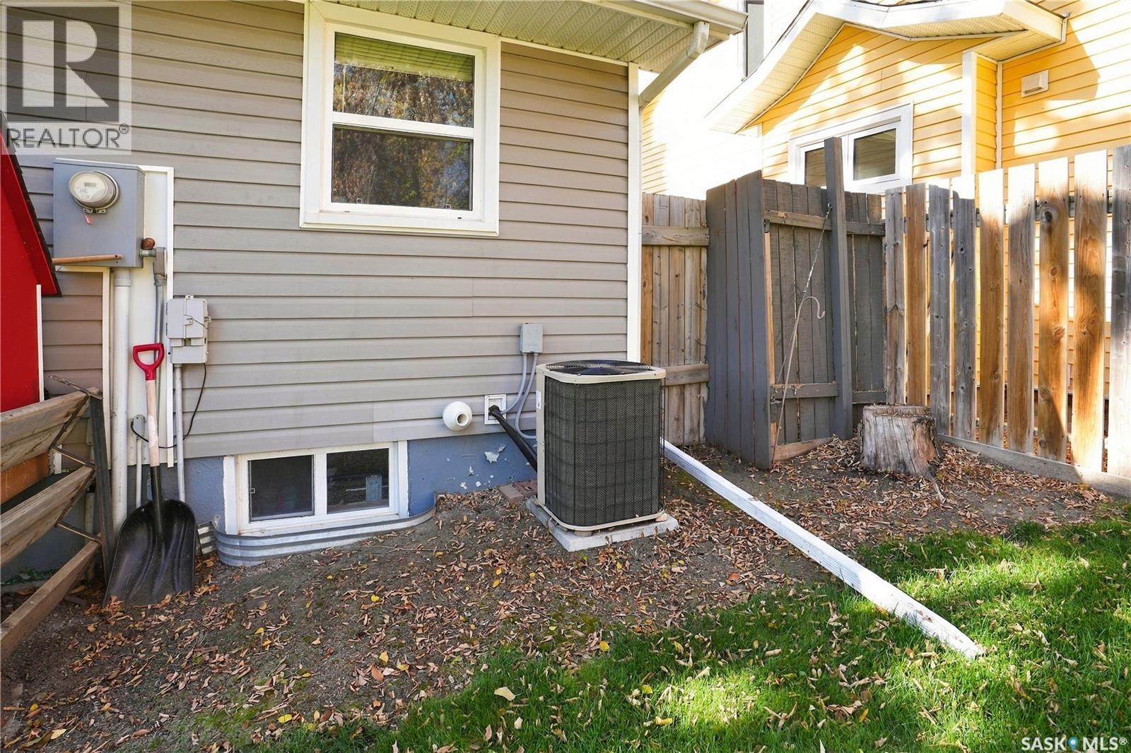 1462 94th STREET, North Battleford — photo 21