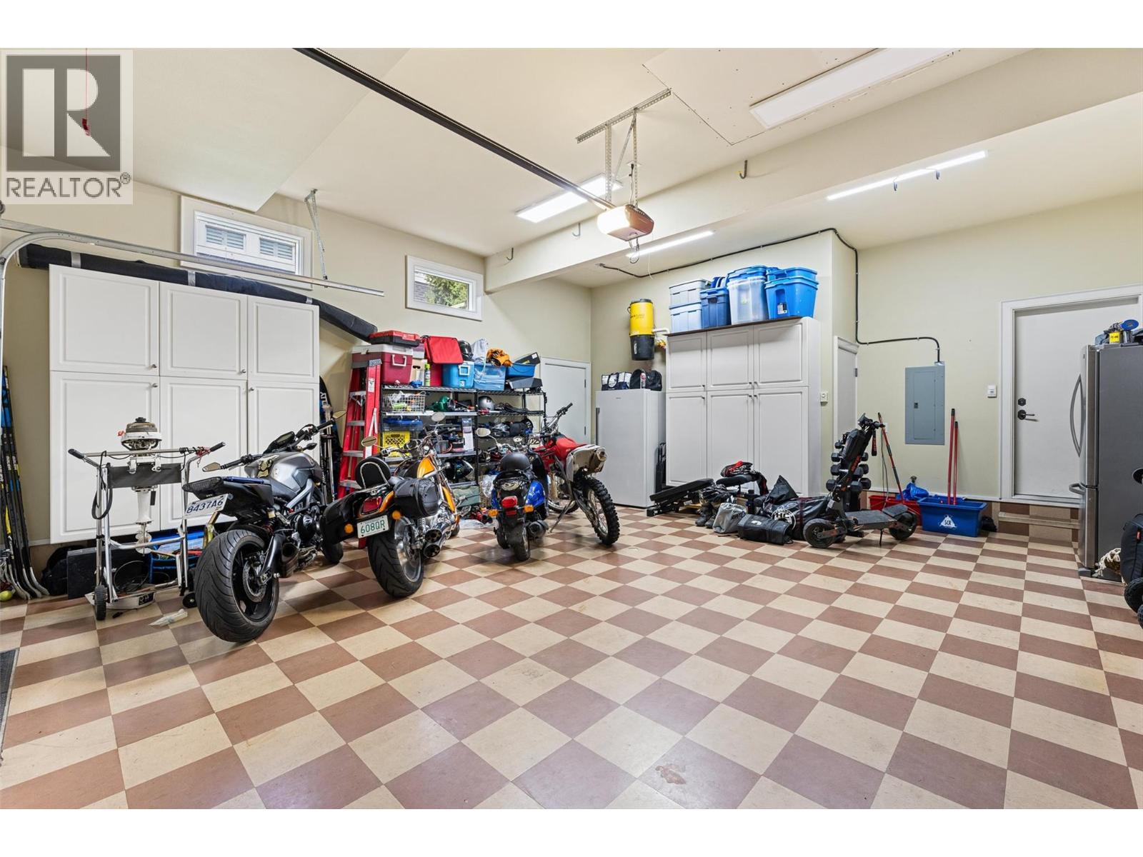 4190 Lakeshore Road Unit# 6, Kelowna - Image 1