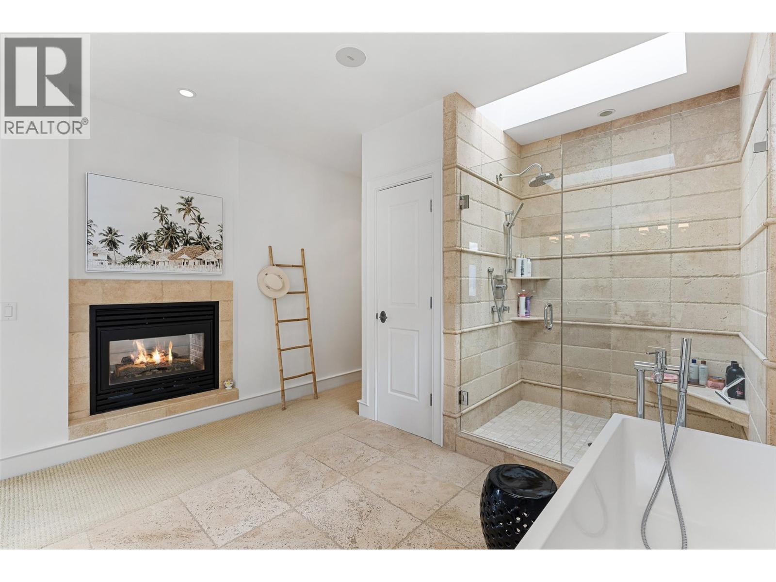 4190 Lakeshore Road Unit# 6, Kelowna - Image 1