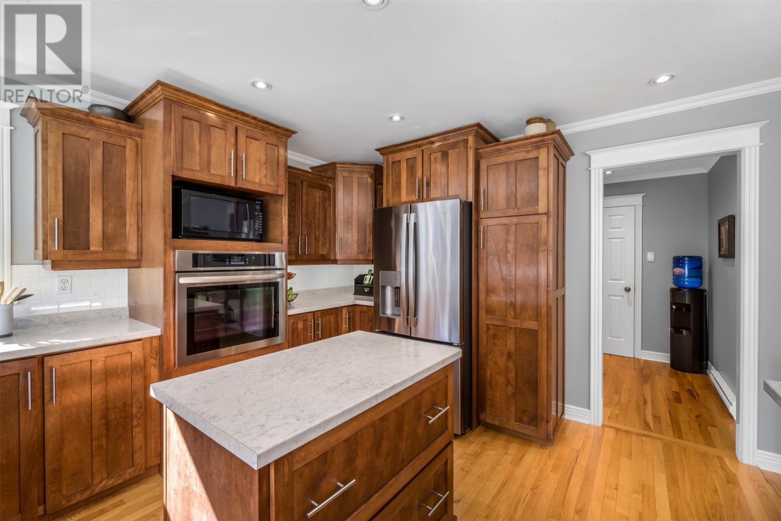 43 Pine Ridge Crescent - 14