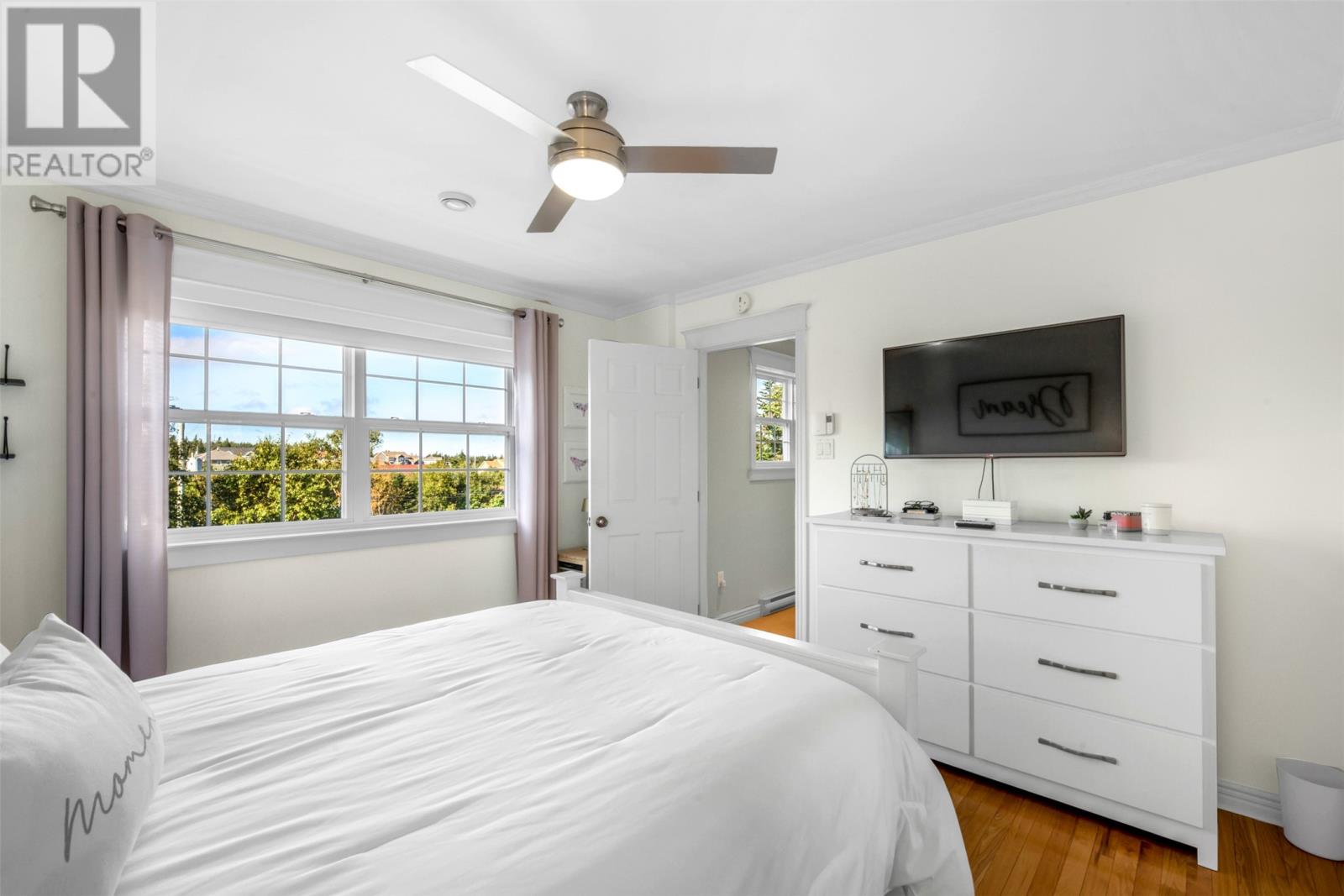43 Pine Ridge Crescent - 29