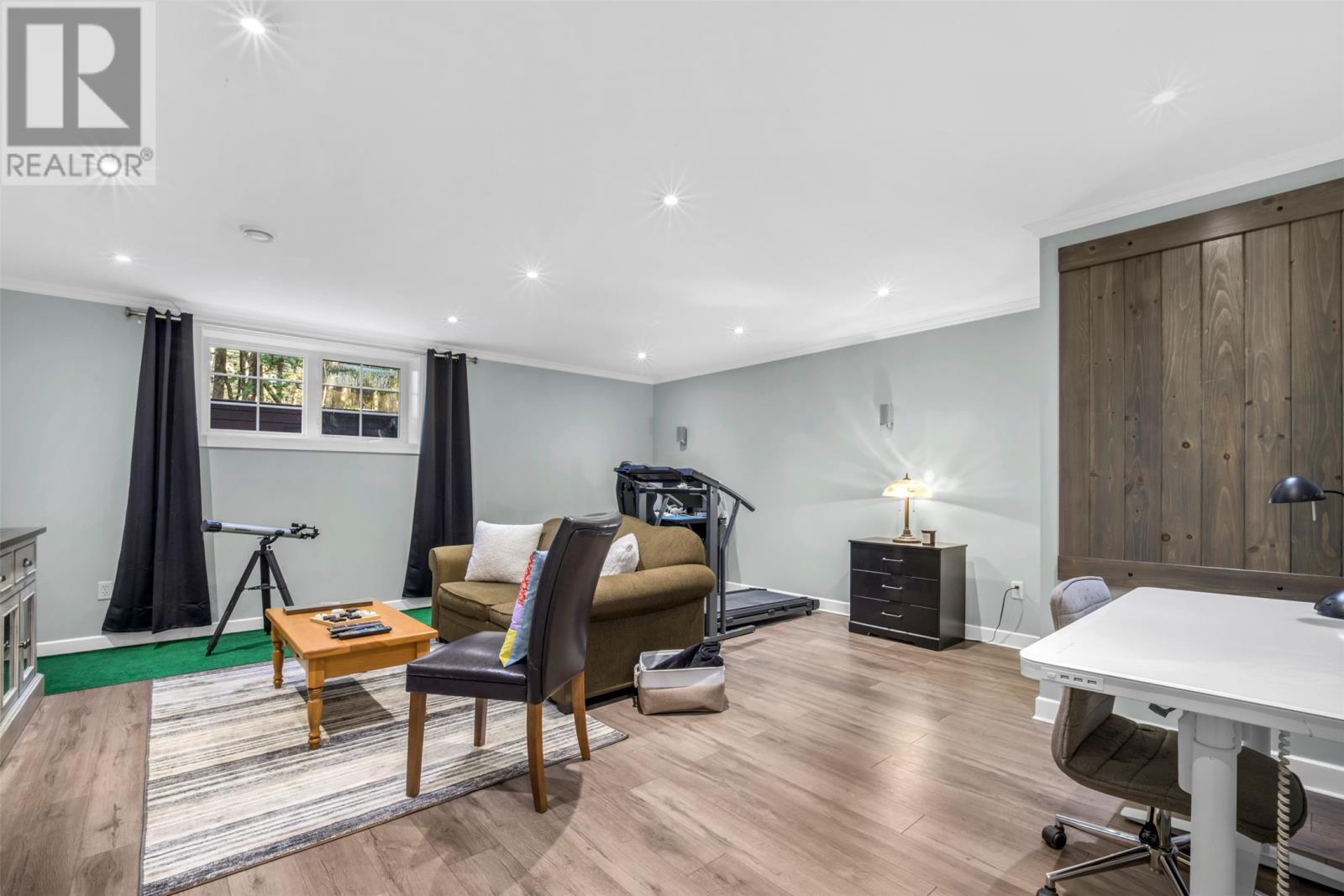 43 Pine Ridge Crescent - 35