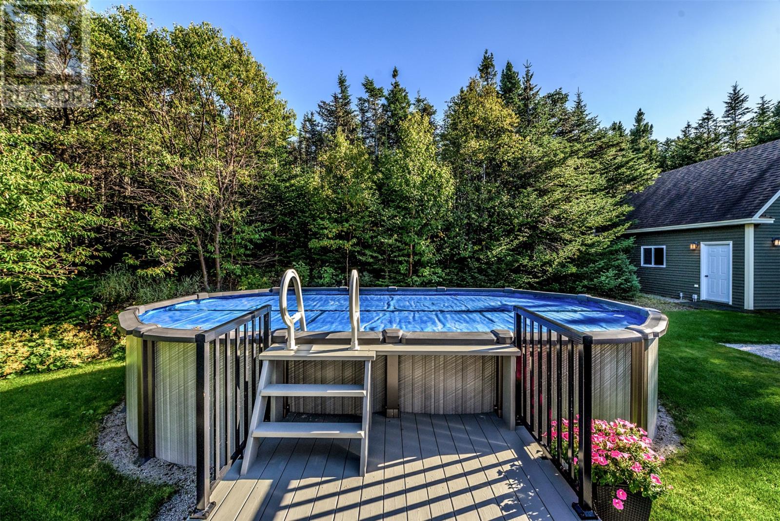 43 Pine Ridge Crescent - 40