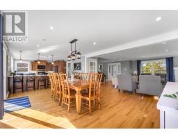 43 Pine Ridge Crescent thumbnail 11