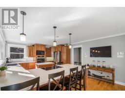 43 Pine Ridge Crescent thumbnail 12