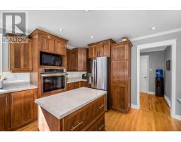 43 Pine Ridge Crescent thumbnail 14