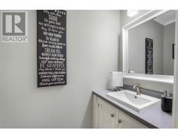 43 Pine Ridge Crescent thumbnail 16