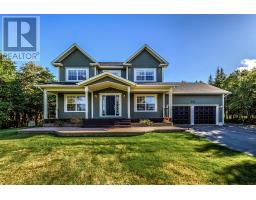 43 Pine Ridge Crescent thumbnail 2
