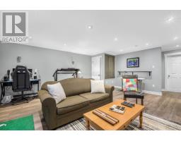 43 Pine Ridge Crescent thumbnail 33