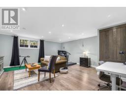 43 Pine Ridge Crescent thumbnail 35