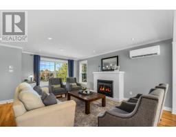 43 Pine Ridge Crescent thumbnail 5
