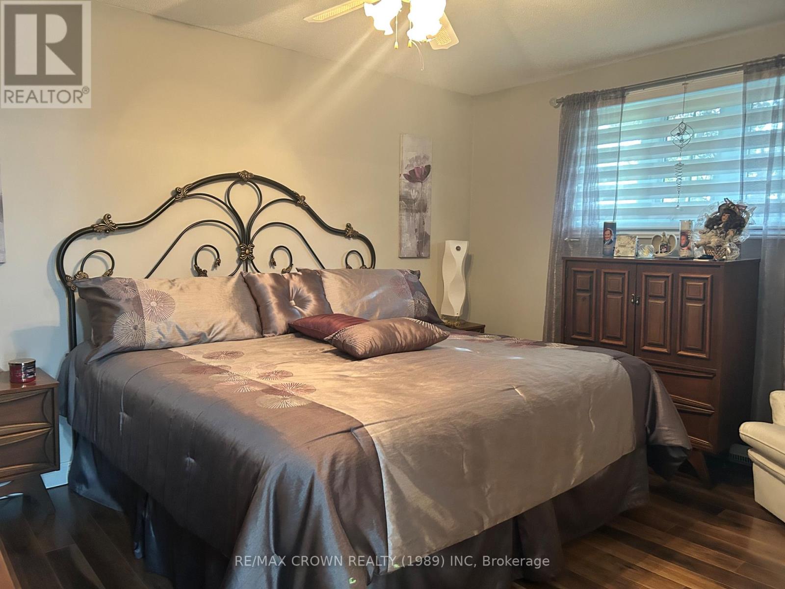 15 LASALLE AVENUE - 30