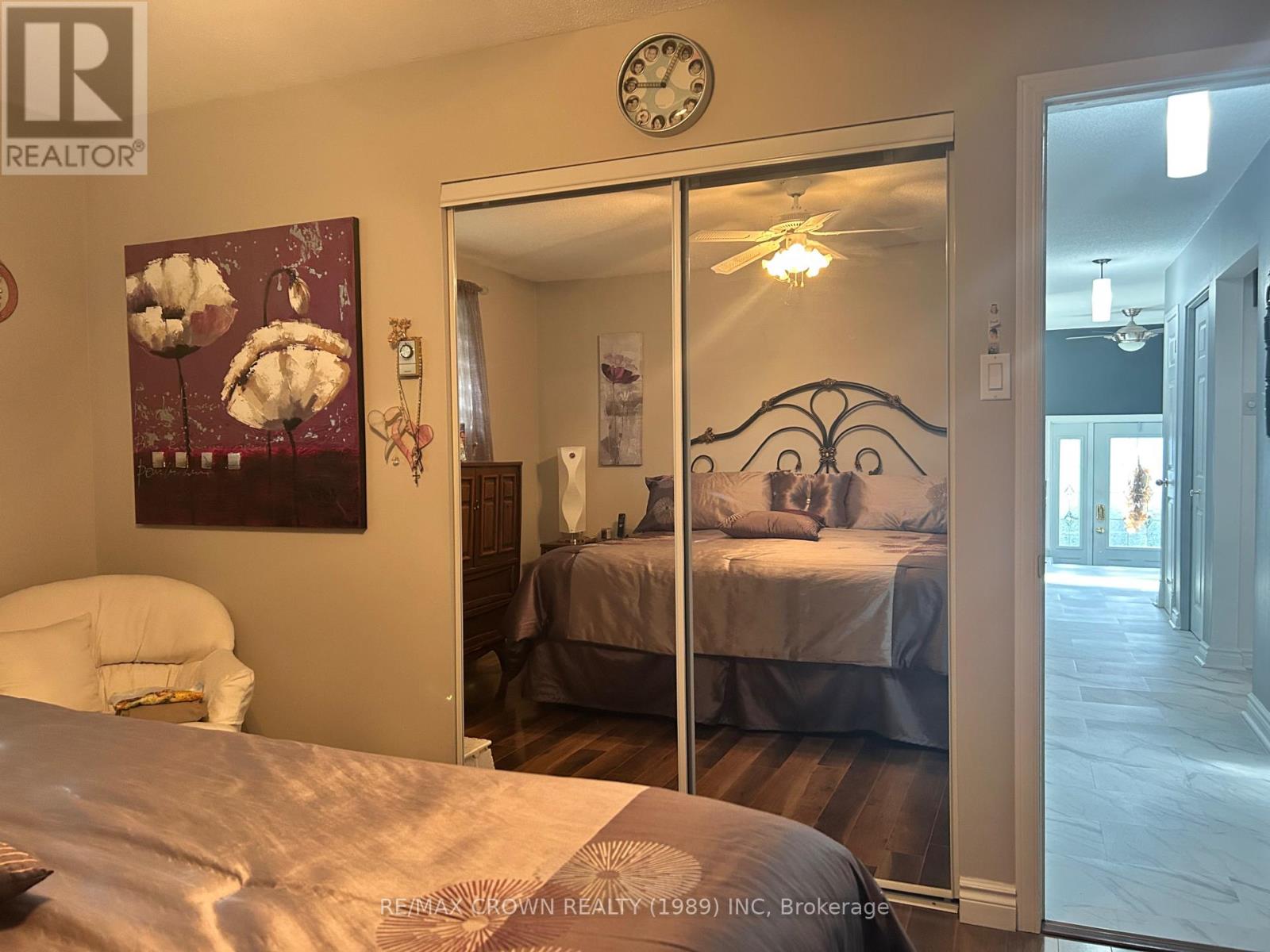 15 Lasalle Avenue — photo 31