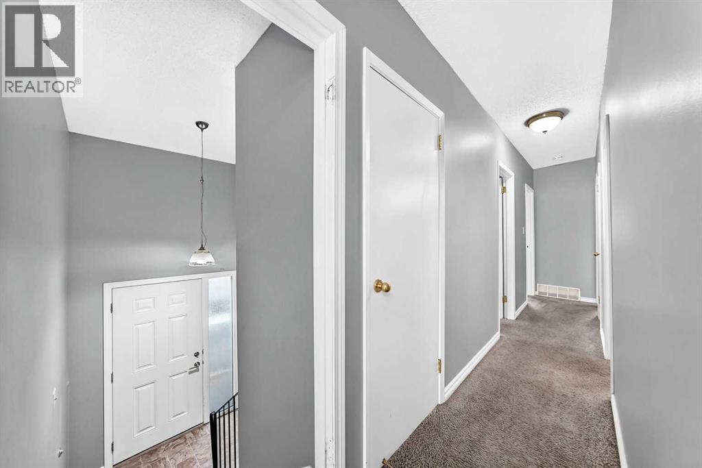 7409 37 Avenue NW - photo 27