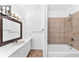 7409 37 Avenue NW - photo 25