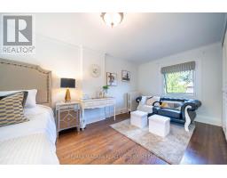 38 Yonge Boulevard, Toronto, ON M5M3G5 Photo 33