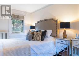 38 Yonge Boulevard, Toronto, ON M5M3G5 Photo 36
