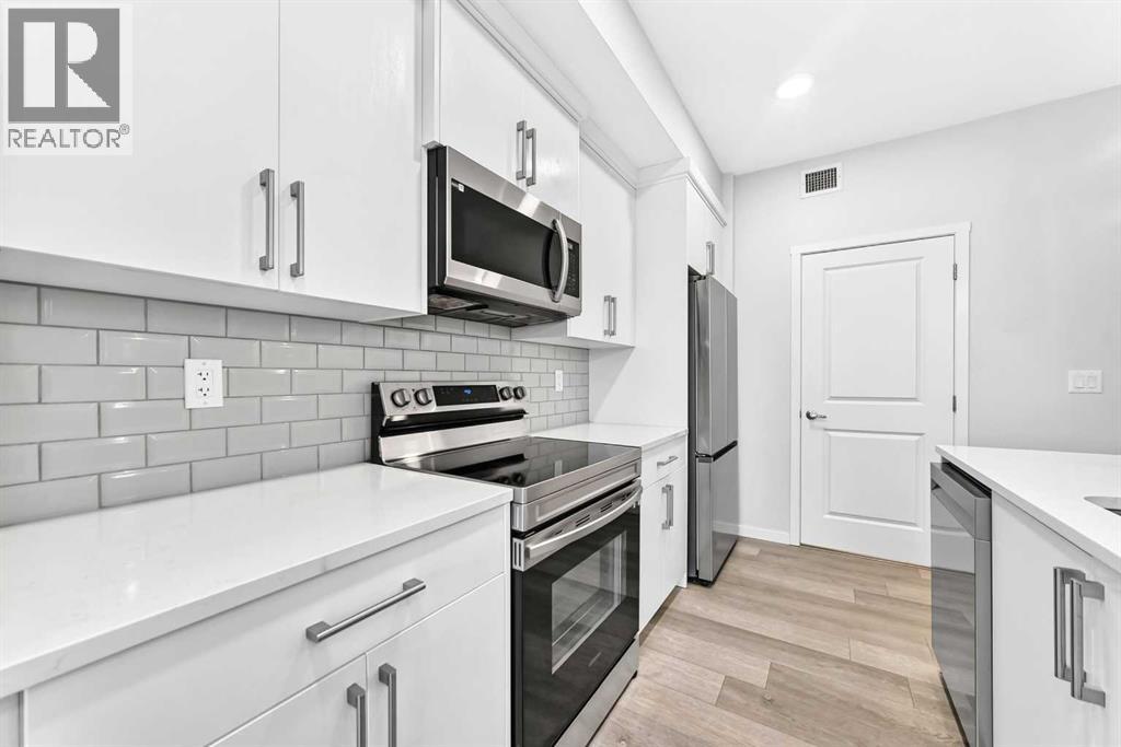325, 360 Harvest Hills Way NE photo 5