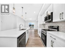 325, 360 Harvest Hills Way NE - photo 4