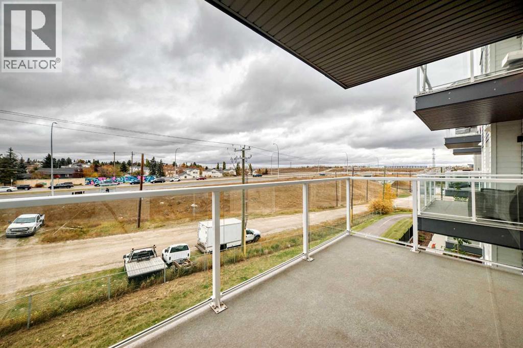 325, 360 Harvest Hills Way NE photo 18