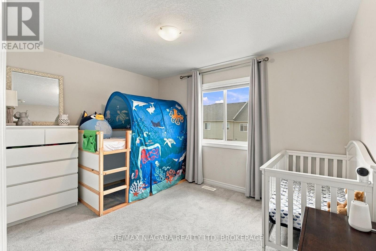 46 Pinot Crescent — photo 19