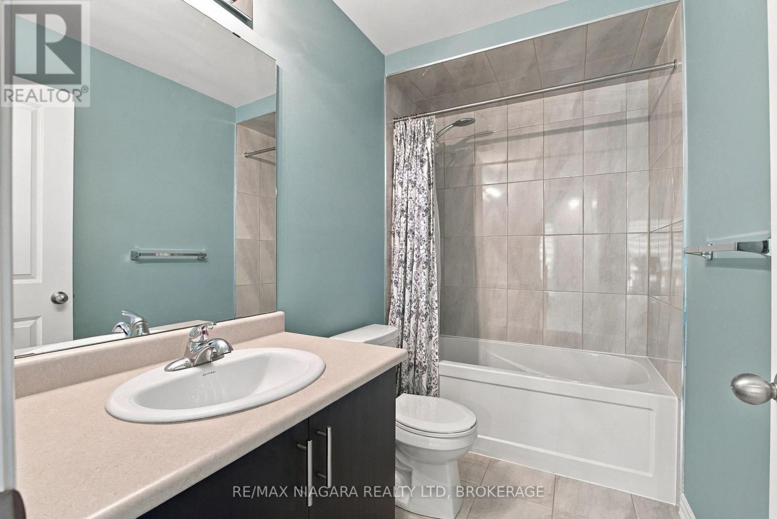 46 Pinot Crescent — photo 20