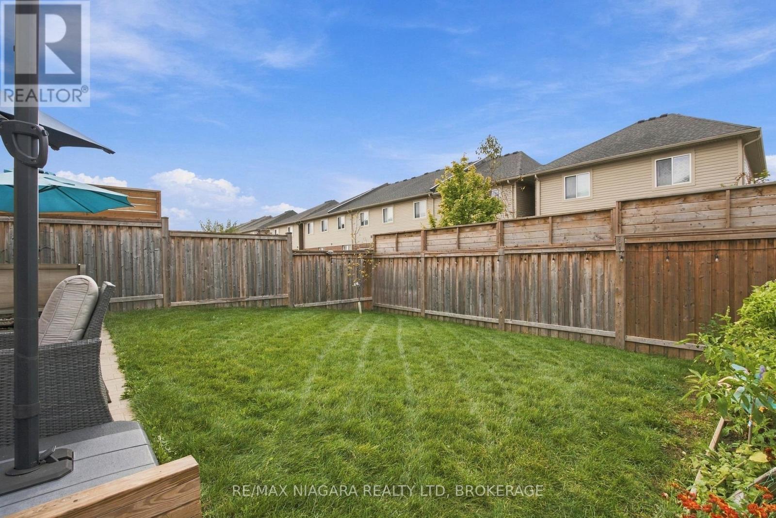 46 Pinot Crescent — photo 30