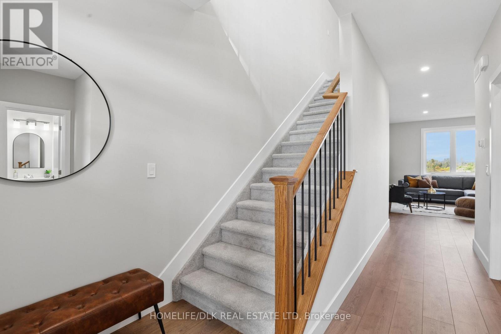 1009 Dobbie Street — photo 7