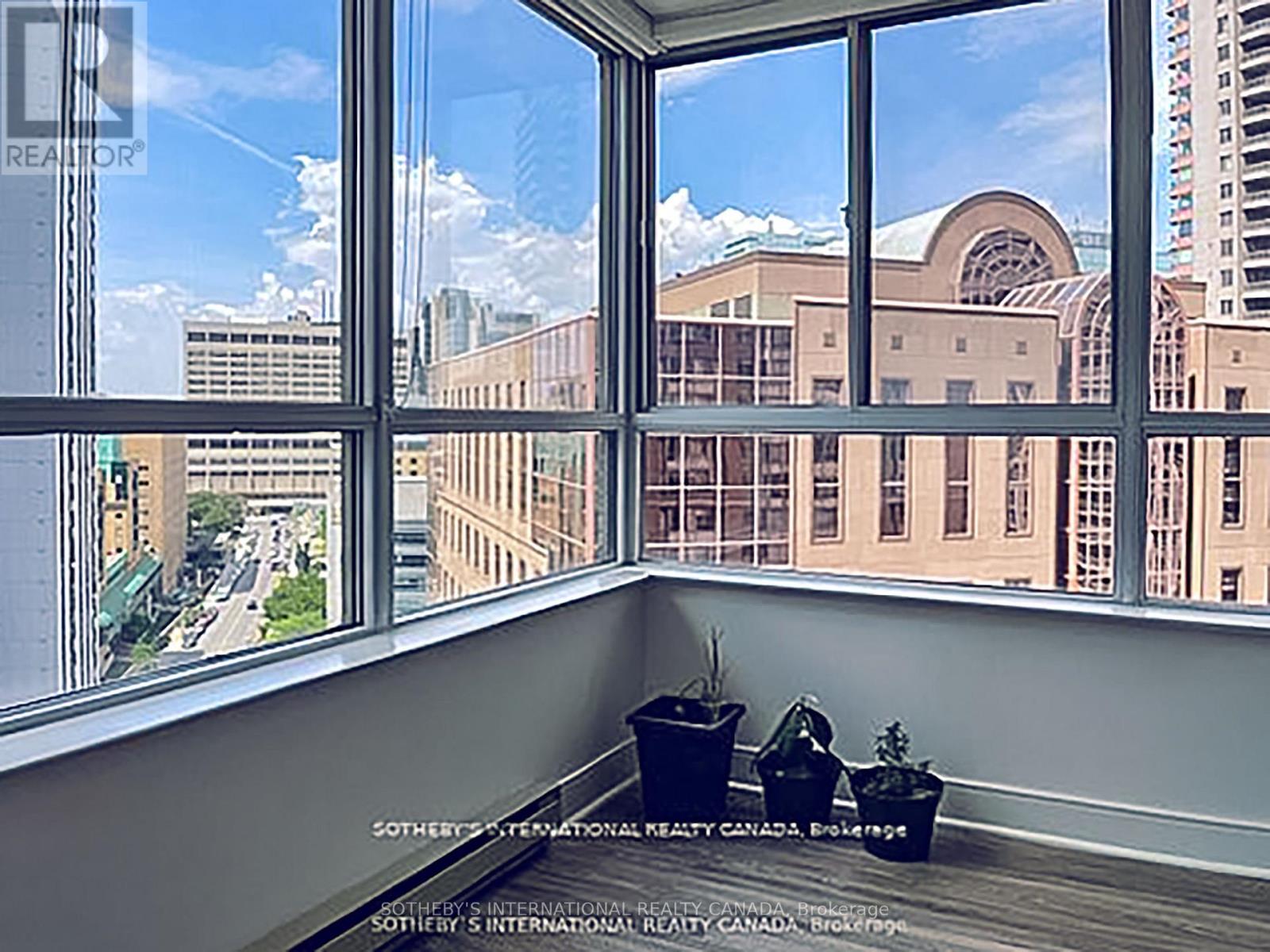 1715- 711 Bay Street, Toronto, ON photo 18