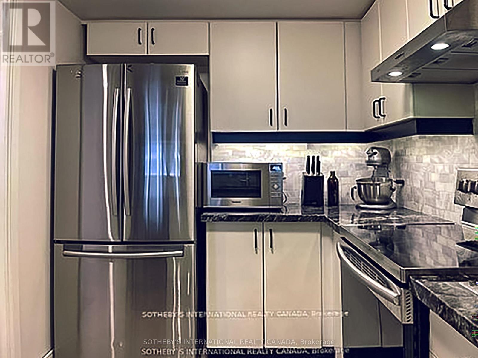 1715- 711 Bay Street, Toronto, ON photo 7